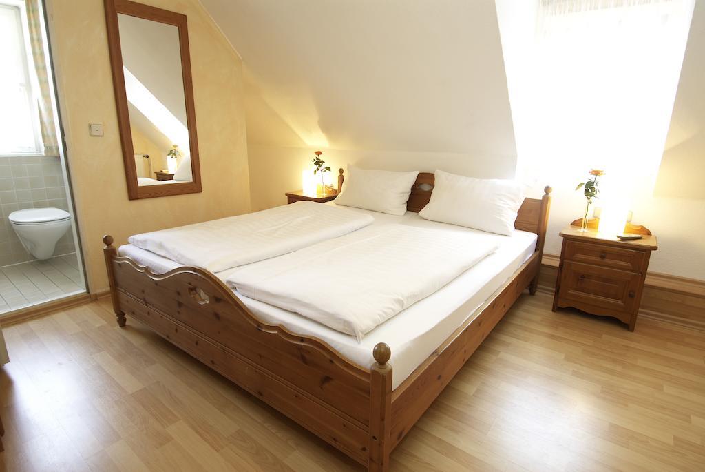 Hotel Regina Zirndorf Room photo
